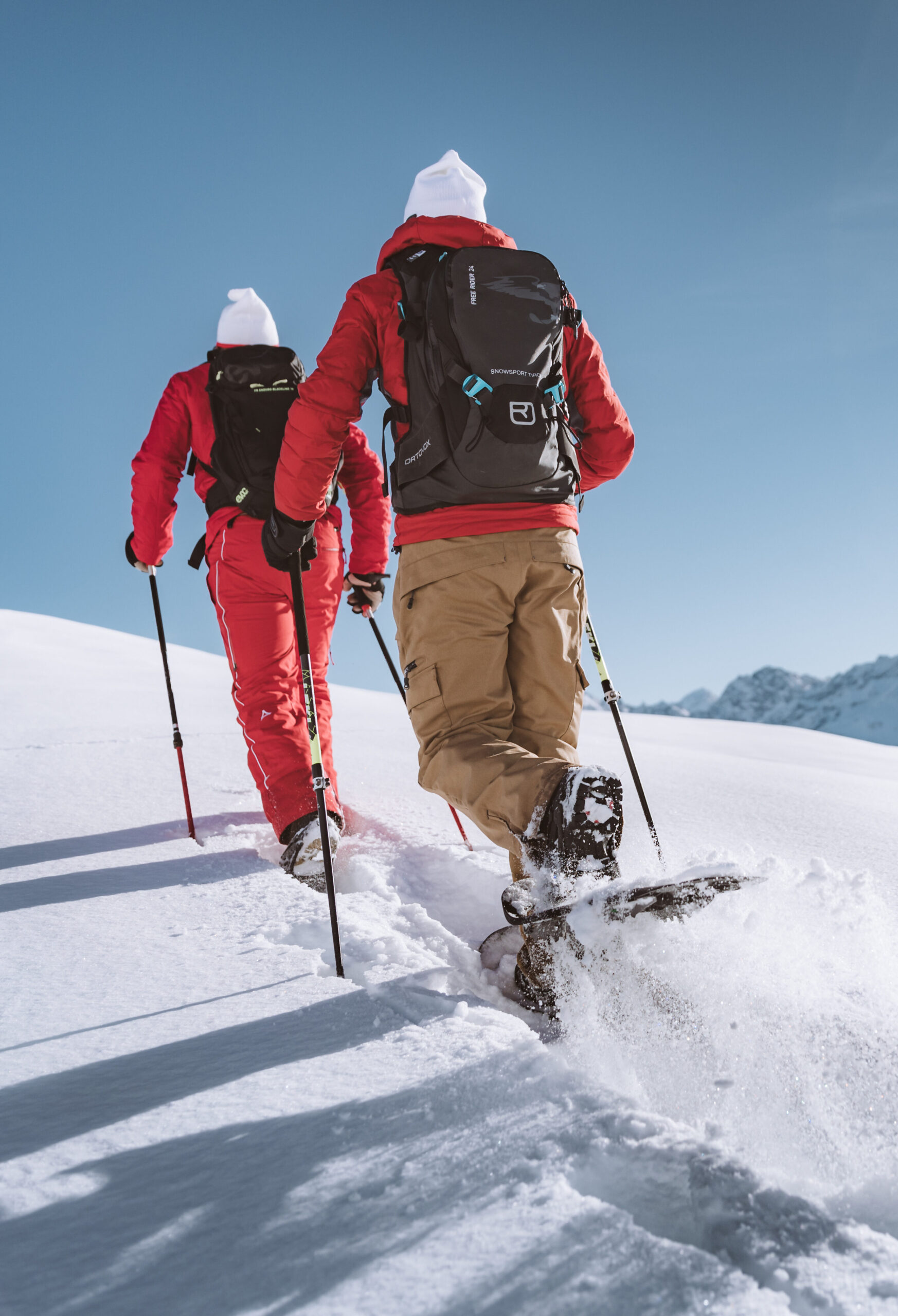 Schneeschuhwanderung c Skischule Fiss Ladis Maria KnollWEB scaled aspect ratio 45 66 scaled