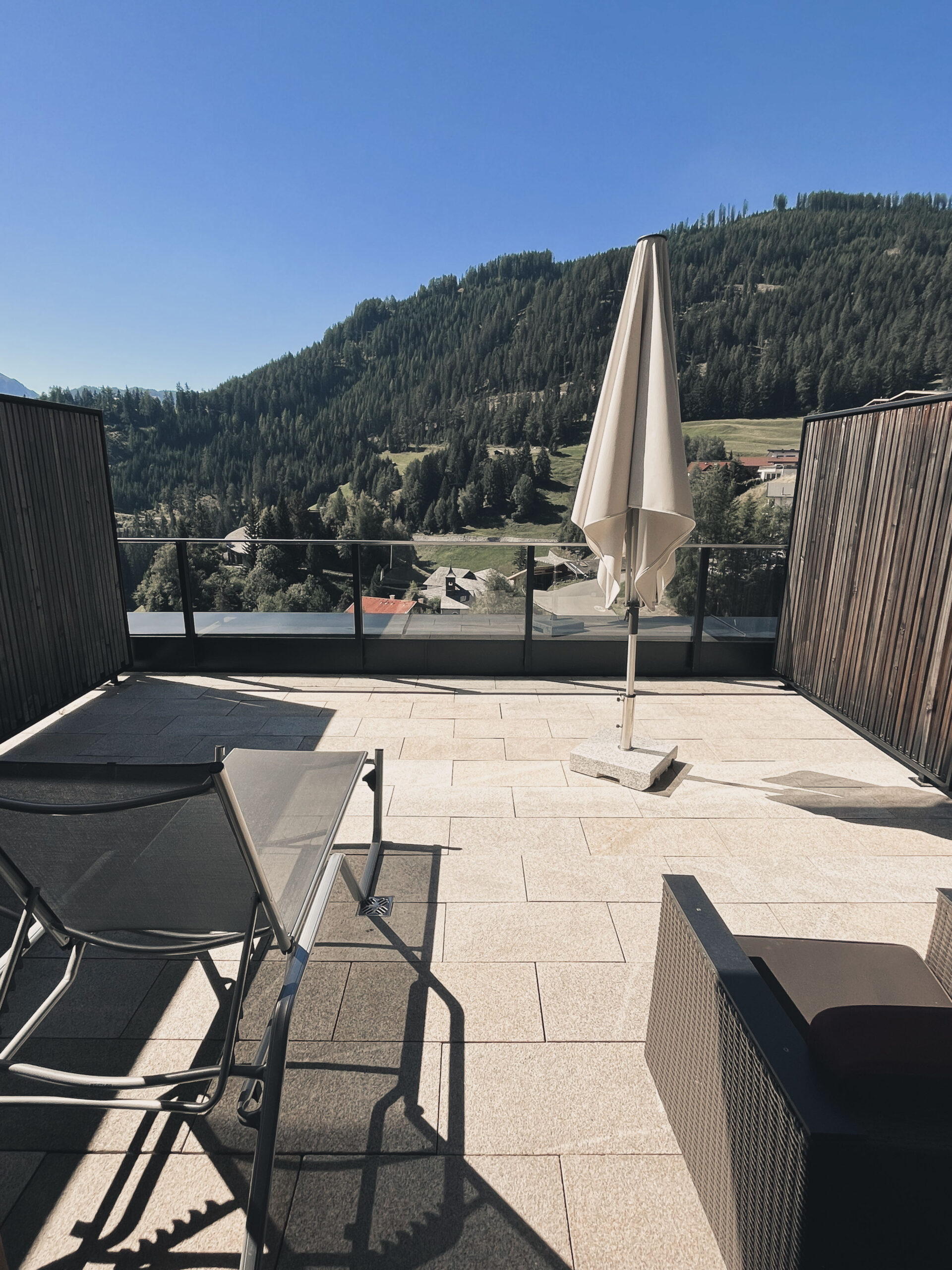 terrazzo aus 1 scaled